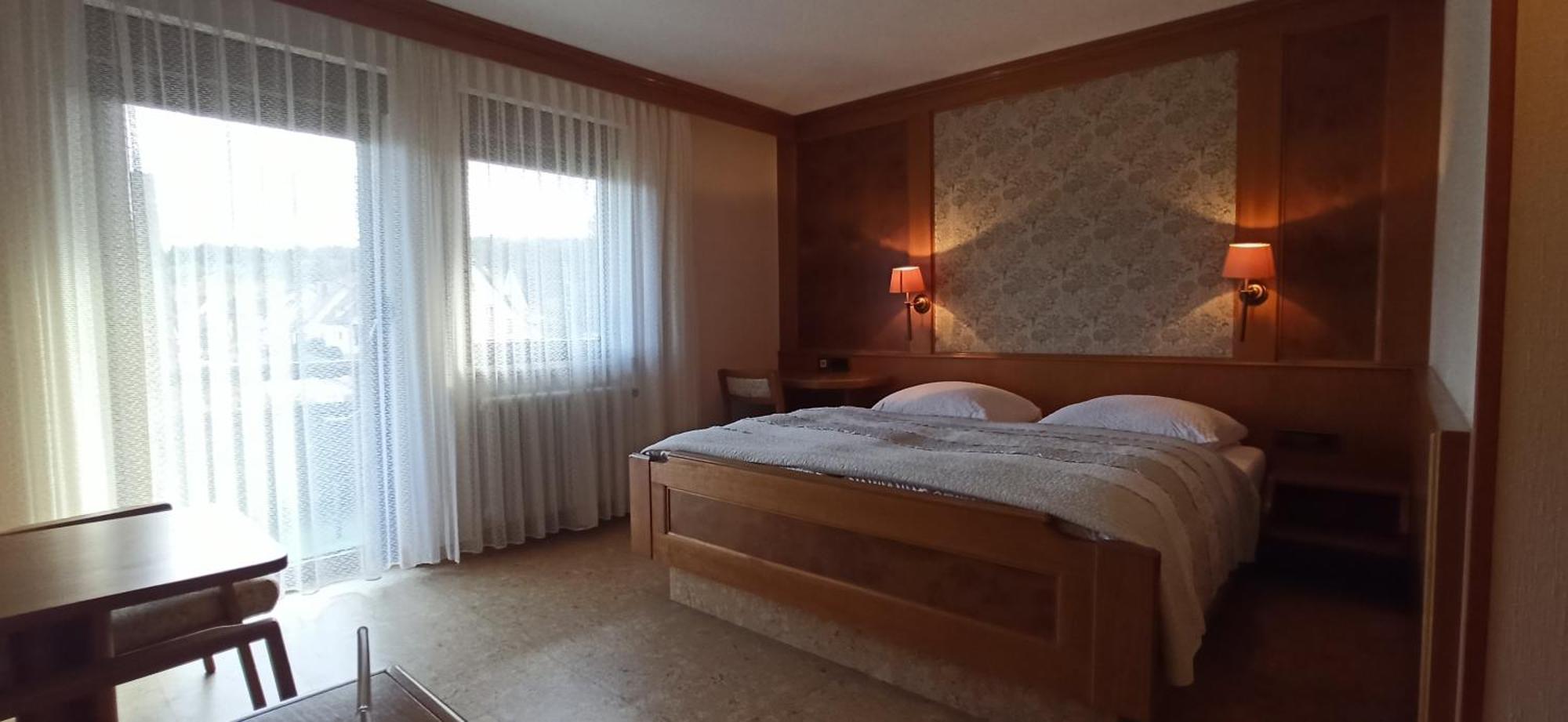 Hotel Waldblick Bsr Mit Kostenlose Bonuskarten Fuer Schifffahrten, Thermen, Museen Ab 2 Naechte